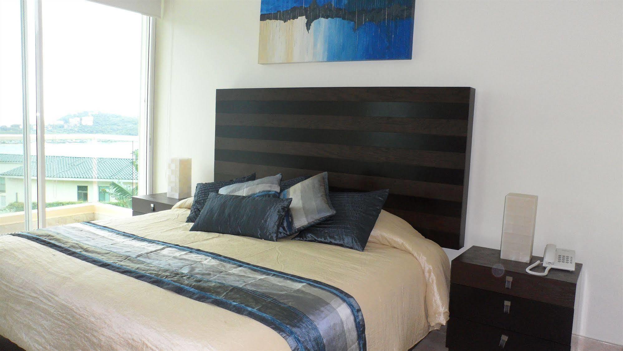 B Pichilingue Rooms & Beach Club Acapulco Buitenkant foto
